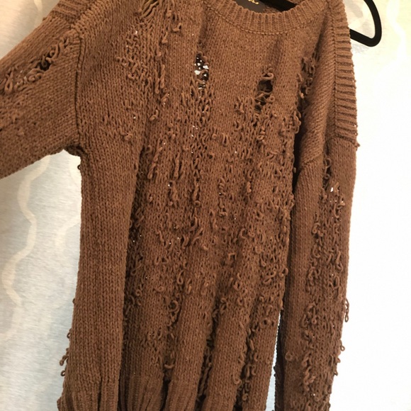 Distressed Sweater - Picture 2 of 6